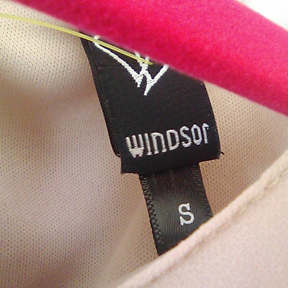 Blouse - Picture 2 of 3